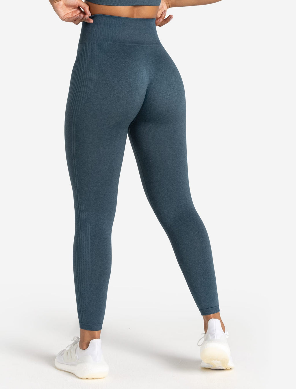 adapt-20-seamless-leggings-petrol-blue-1-1.jpg